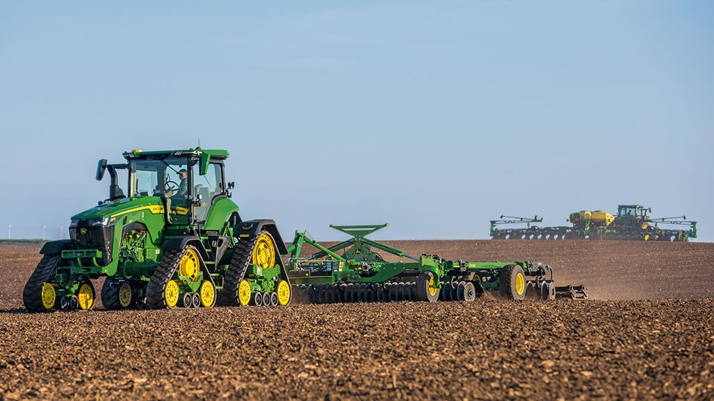 9 Series track tractor in field tilling